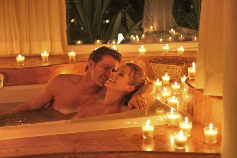 Секс в ванной с матюрой и эро моделью Лизой Энн