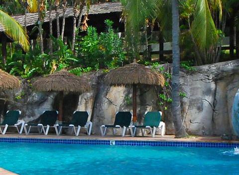 Best Western Emerald Beach Resort Pool