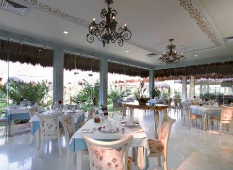 Grand Palladium Colonial Kantenah Restaurant 14