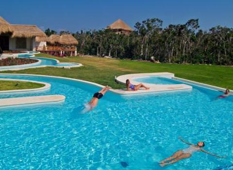 Grand Palladium White Sands Resort Pool 3