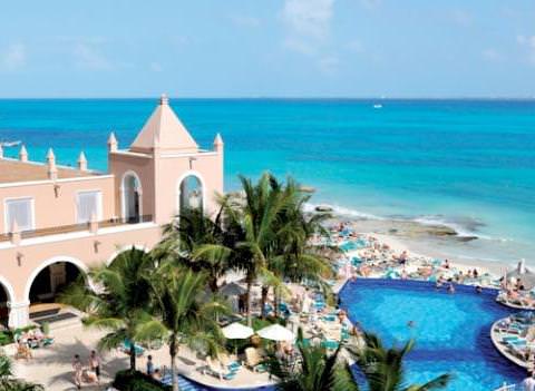 Pool Riu Cancun