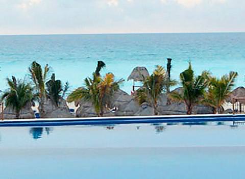 Seadust Cancun Family Resort Pool 5